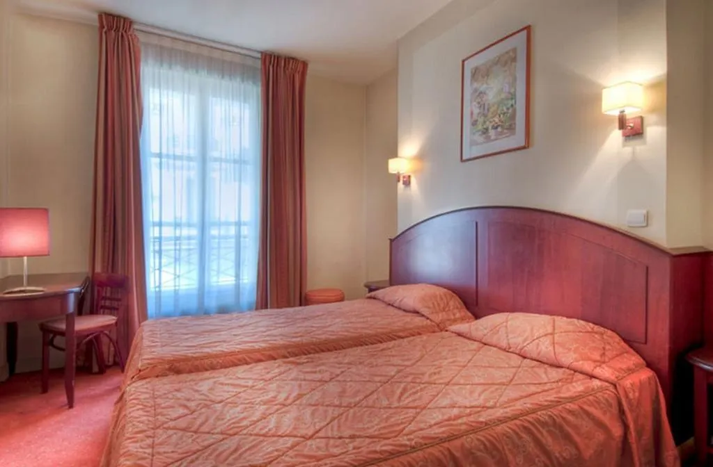פריז Hotel Le Faubourg Opera