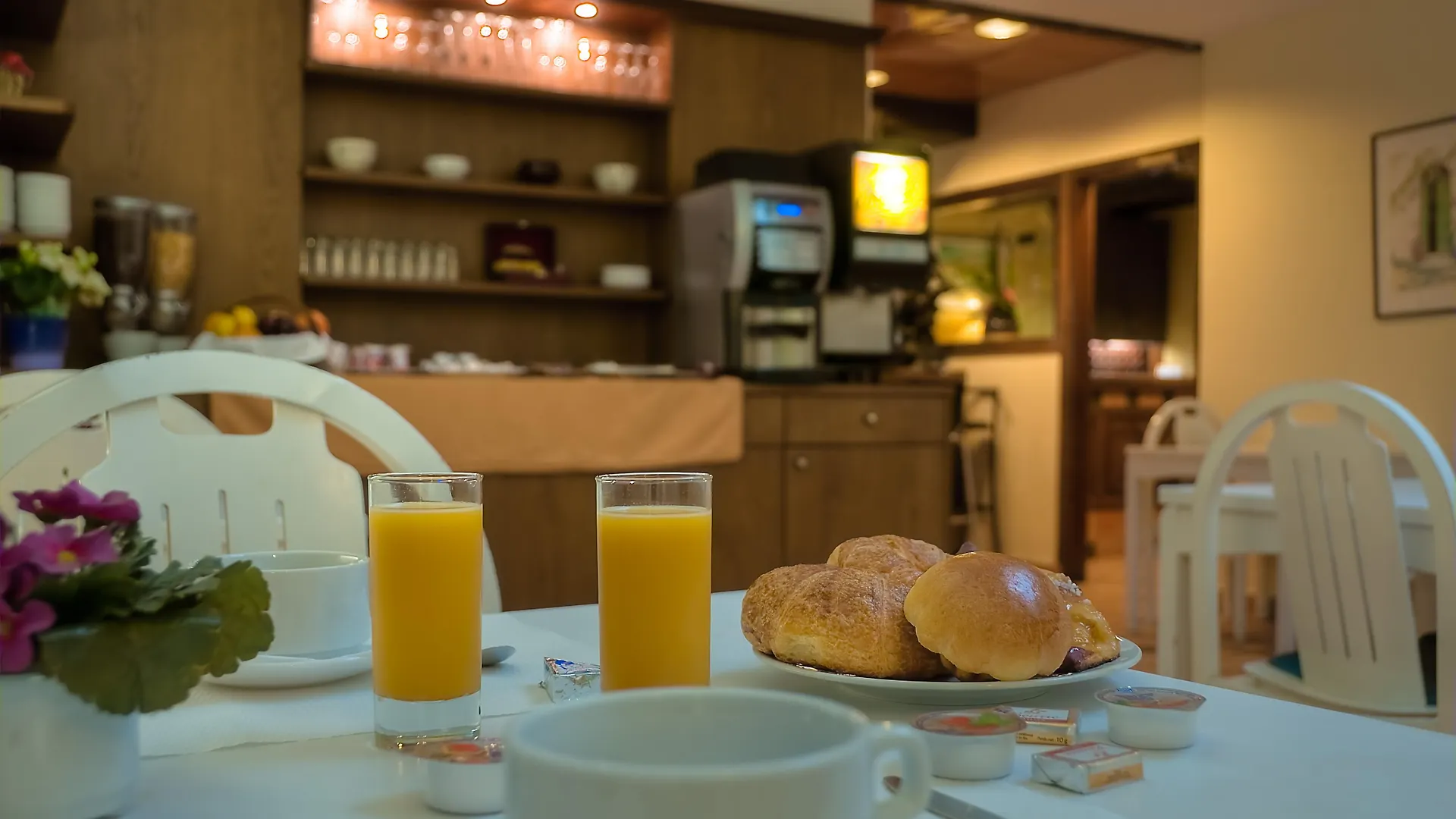 Hotel Le Faubourg Opera Paris 2*,  France