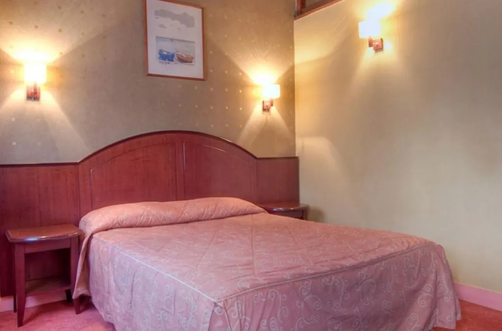 Hotel Le Faubourg Opera Paris 2*,