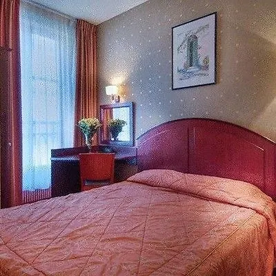 Hotel Le Faubourg Opera Paris 2*,  France